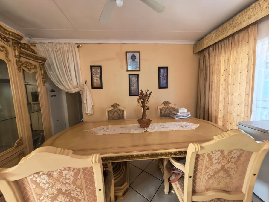 3 Bedroom Property for Sale in Geelhoutpark North West